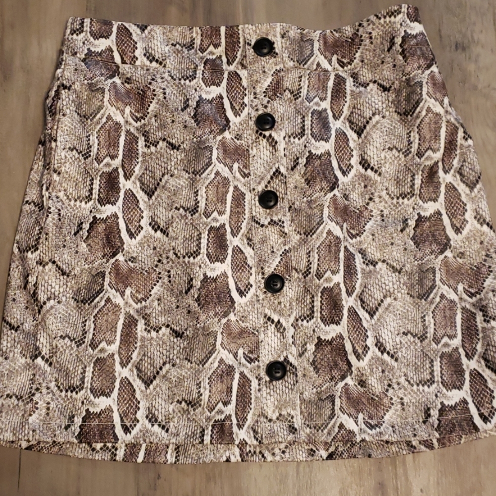 Faux leather snakeskin mini skirt